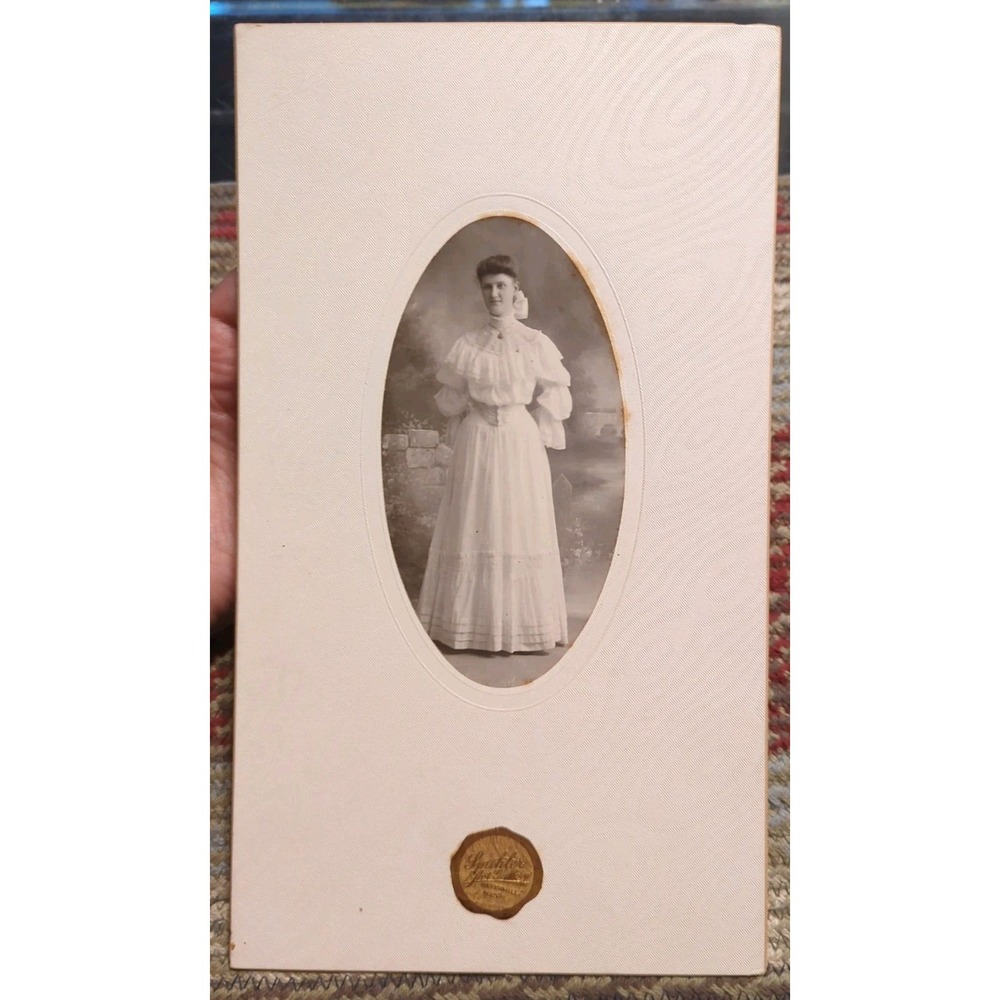 Antique Victorian Portrait Young Woman Cabinet Card Photo Haverhill Mass Spahler